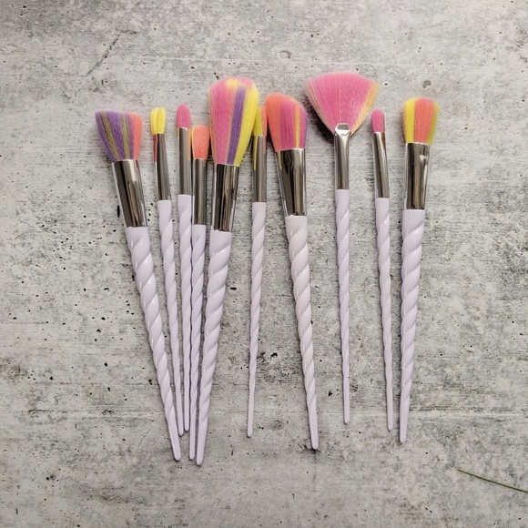 UNICORN RAINBOW Bright makeup brush 10 piece set - Picture 2 of 7